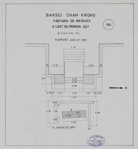 Baksei Chamkrong - E du perron E: vestiges de briques (Plan).