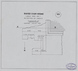 Baksei Chamkrong - angle NE: trottoir en latérite (Plan).