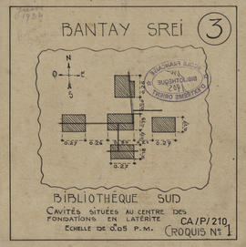 Bantay Srei - 1e enc., biblio. SE: cavité au centre des fondations (Plan).